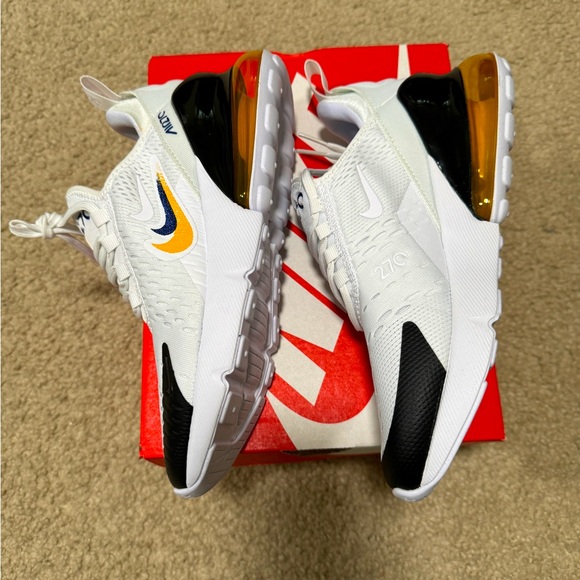 NEW Nike Air Max 270s - Picture 7 of 7